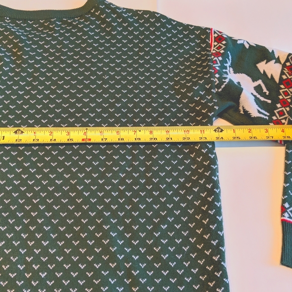 Stein Men's Ugly Christmas Sweater. Green with deer and tree design size L - Picture 5 of 6
